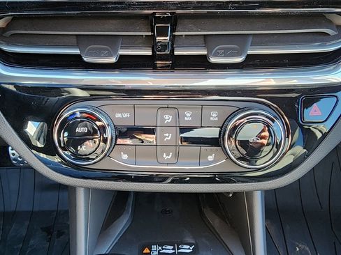 New 2026 Buick Envista Sport Touring w/ Studio Series image 27