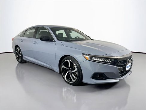 Used 2022 Honda Accord Sport image 8