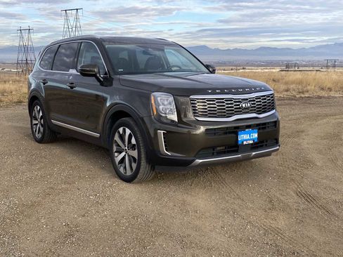 Used 2021 Kia Telluride EX w/ EX Premium Package image 19