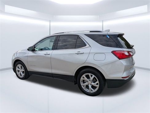 Used 2020 Chevrolet Equinox Premier image 6