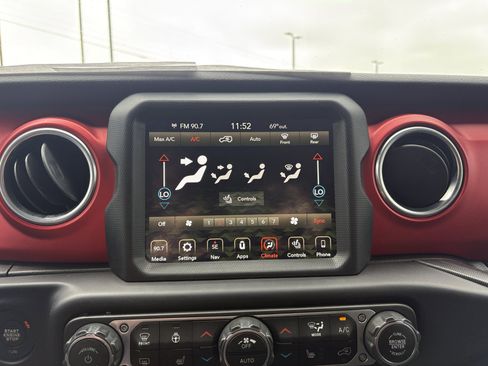 Used 2020 Jeep Wrangler Unlimited Rubicon AWD/4WD image 29