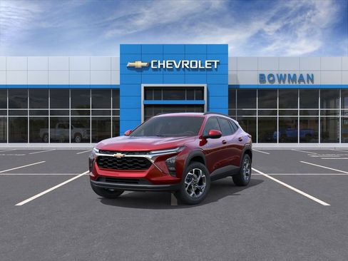 New 2026 Chevrolet Trax LT w/ Driver Confidence Package FWD image 9