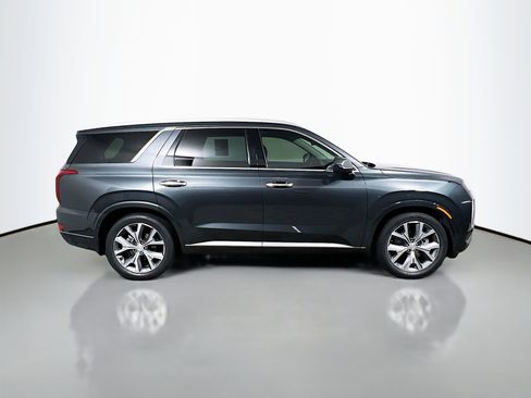 Used 2022 Hyundai Palisade Limited image 3