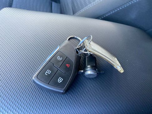 Used 2025 Chevrolet Equinox LT image 22