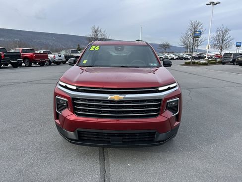 New 2026 Chevrolet Traverse LT w/ Sun and Wheel Package image 2