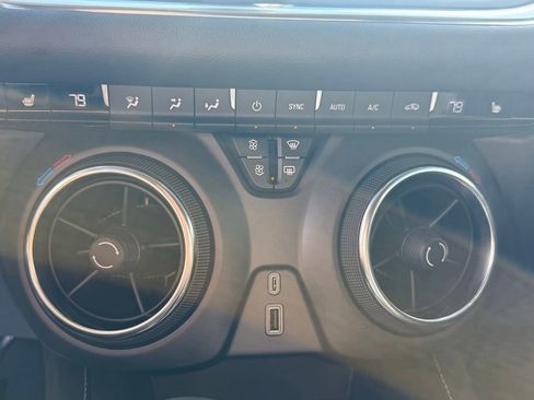 New 2026 Chevrolet Blazer LT w/ LPO, Black Sport Package FWD image 34