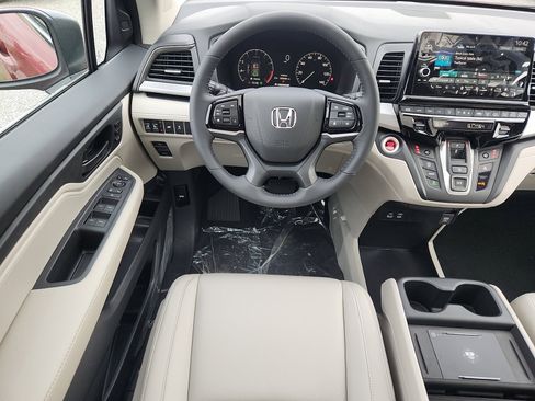 New 2026 Honda Odyssey EX-L image 7