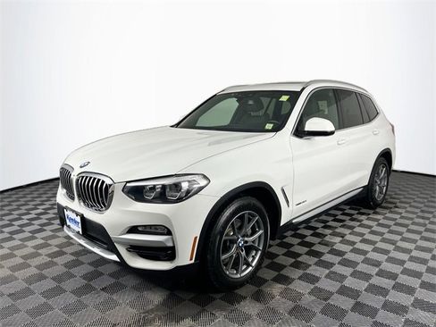 Used 2018 BMW X3 xDrive30i image 2