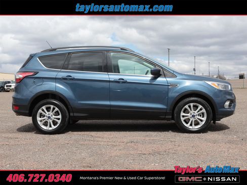 Used 2018 Ford Escape SE w/ SE Sync 3 Package image 3