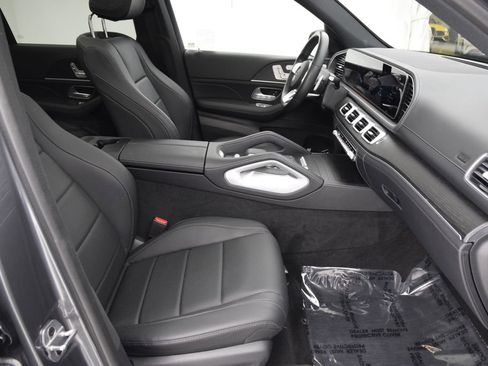 Certified 2023 Mercedes-Benz GLS 450 4MATIC image 16