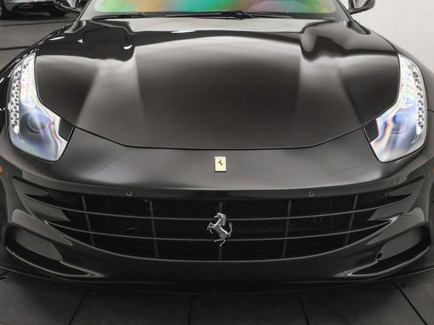 Certified 2016 Ferrari FF image 30