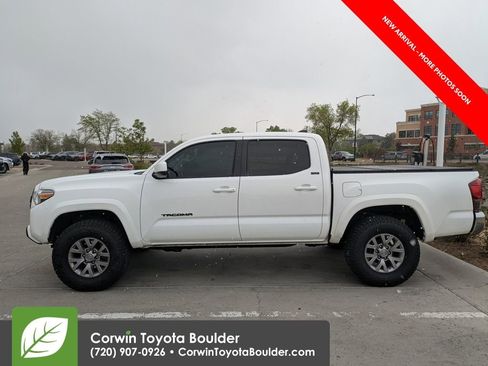 Used 2019 Toyota Tacoma SR5 image 4