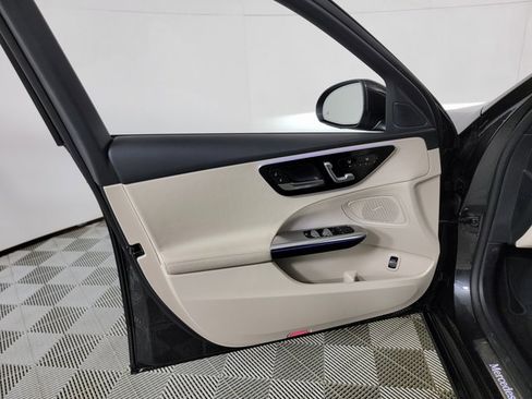 Certified 2022 Mercedes-Benz C 300 4MATIC Sedan image 19