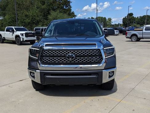 Used 2020 Toyota Tundra SR5 w/ TRD Off-Road Package AWD/4WD image 8