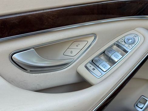 Used 2018 Mercedes-Benz S 63 AMG S 4MATIC Sedan image 12