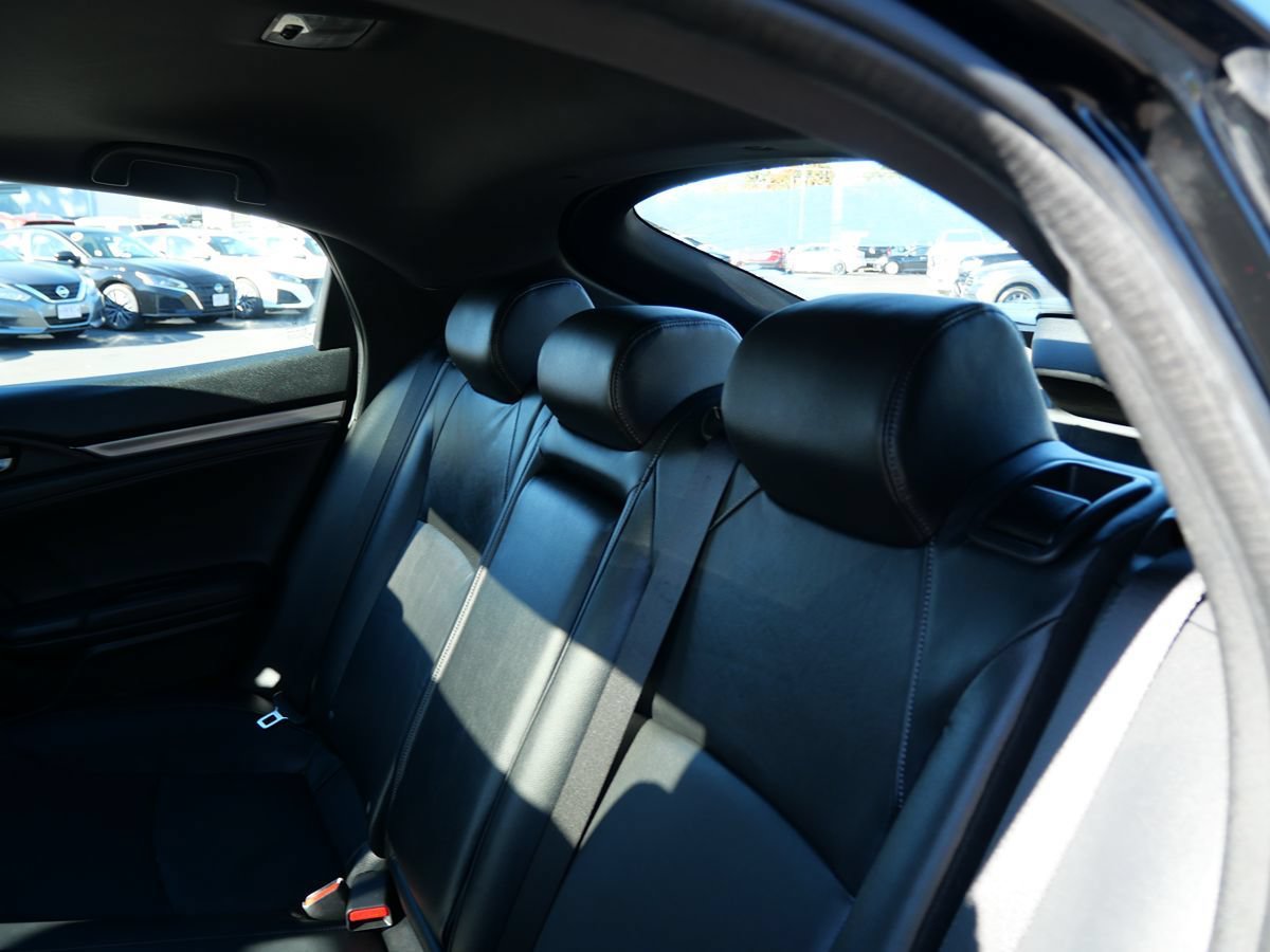 Used 2018 Honda Civic EX-L image 23