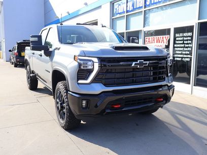 New 2026 Chevrolet Silverado 2500 LT w/ Trail Boss Package