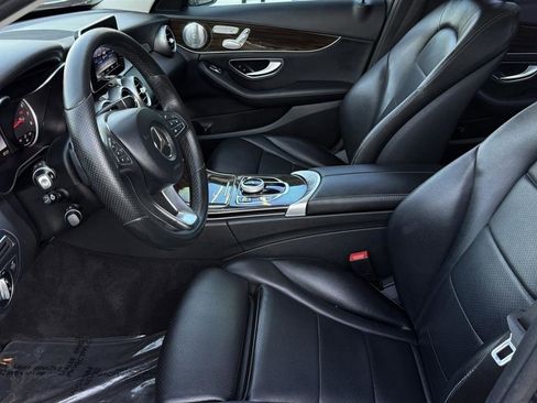 Used 2017 Mercedes-Benz C 300 4MATIC Sedan image 29