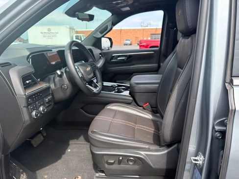 Used 2025 Chevrolet Tahoe High Country w/ Sun And Tow Package AWD/4WD image 7