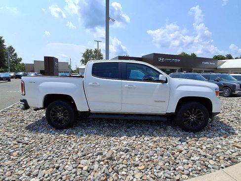 Used 2022 GMC Canyon Elevation w/ Trailering Package AWD/4WD image 17