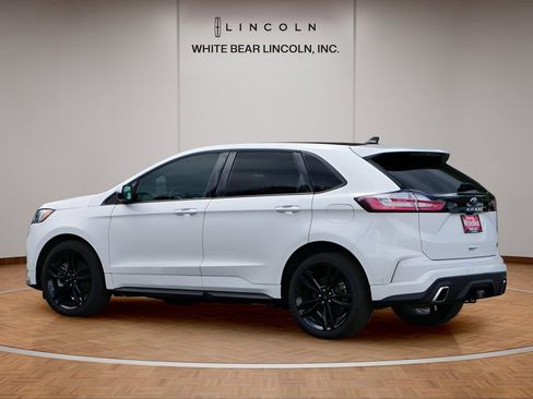 Used 2024 Ford Edge ST w/ Equipment Group 401A AWD/4WD image 7
