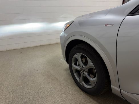 Certified 2023 Ford Escape ST-Line w/ Tech Pack #1 image 32
