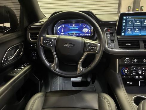 Used 2023 Chevrolet Tahoe Z71 w/ Luxury Package AWD/4WD image 13