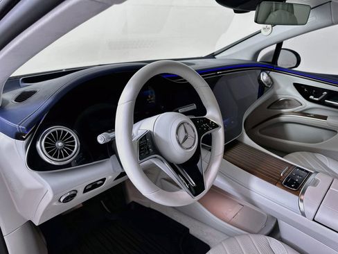 Used 2023 Mercedes-Benz EQS 580 4MATIC Sedan image 10