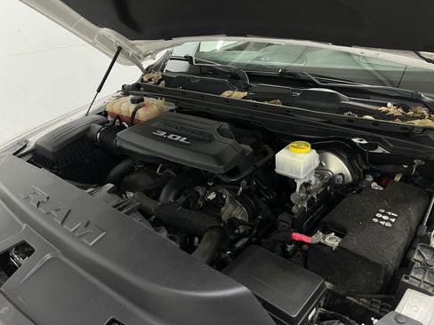Used 2020 RAM 1500 Laramie image 28