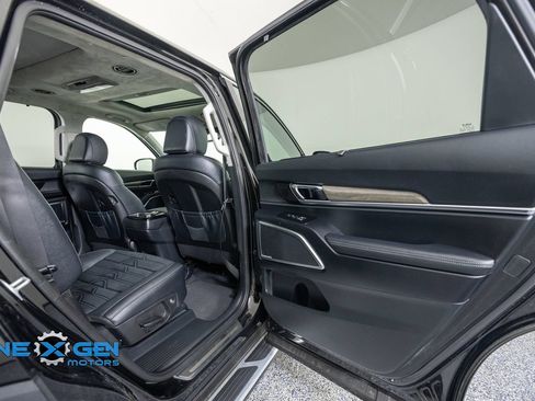 Used 2022 Kia Telluride SX w/ SX Prestige Package AWD/4WD image 36