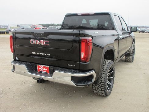 New 2026 GMC Sierra 1500 SLT w/ SLT Convenience Package image 5