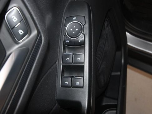 Used 2024 Ford Escape ST-Line w/ Tech Pack #1 AWD/4WD image 6