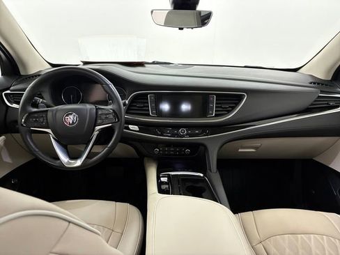 Used 2024 Buick Enclave Avenir w/ Avenir Technology Package image 20