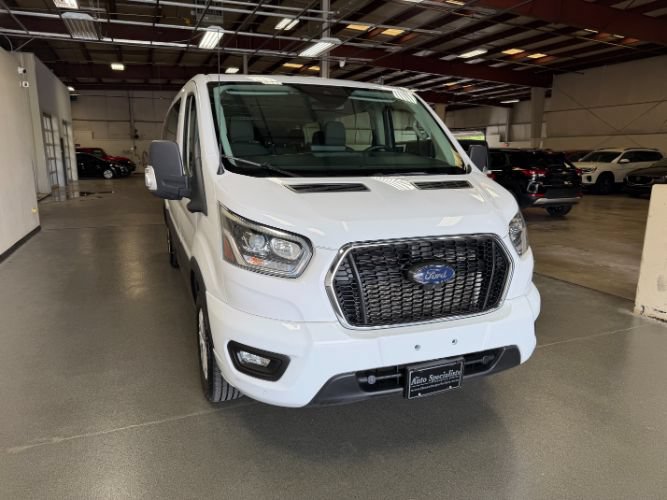 Used 2023 Ford Transit 350 XLT RWD image 6