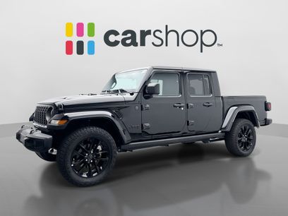 Used 2025 Jeep Gladiator Sport