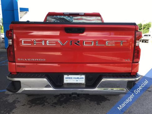 Used 2024 Chevrolet Silverado 1500 LT AWD/4WD image 8