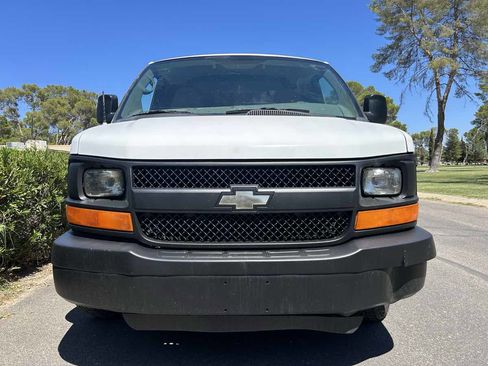 Used 2013 Chevrolet Express 1500 w/ Power Package image 7