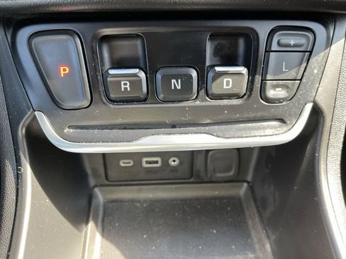 Used 2020 GMC Terrain SLE w/ Driver Convenience Package AWD/4WD image 21