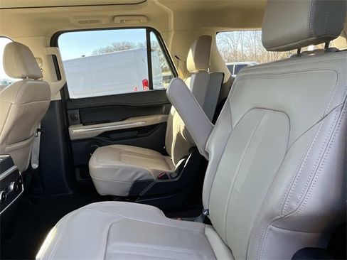 Used 2022 Ford Expedition Max Limited image 22