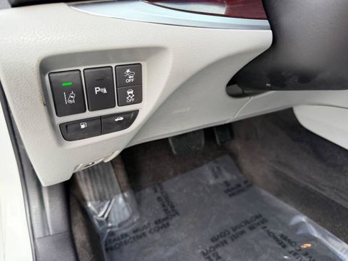 Used 2015 Acura TLX V6 w/ Advance Package FWD image 21