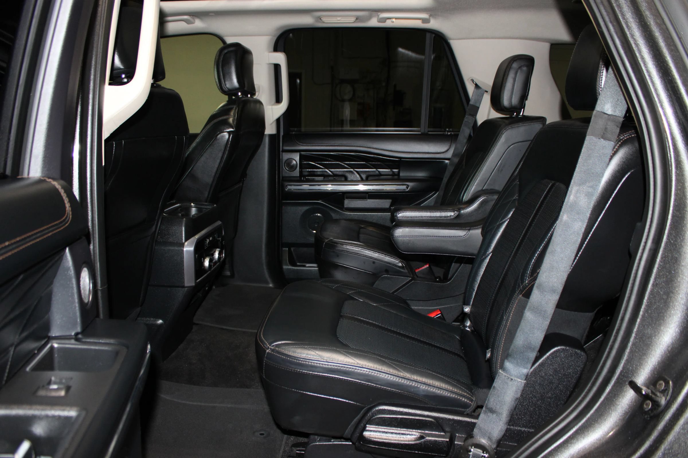 Used 2020 Ford Expedition Platinum RWD image 33