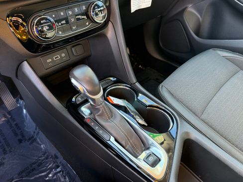 Used 2020 Buick Encore GX Select image 13