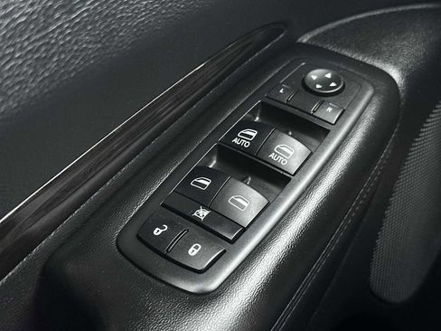 Used 2016 Dodge Durango Limited image 15