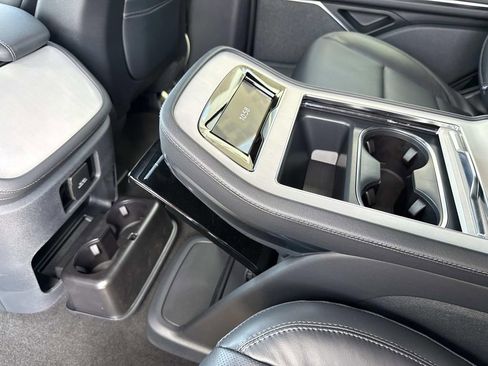 New 2026 Lincoln Navigator Reserve AWD/4WD image 17