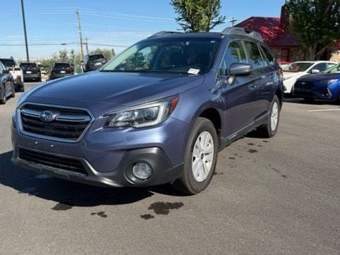Used 2018 Subaru Outback 2.5i Premium AWD/4WD image 5