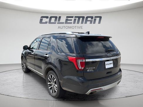 Used 2017 Ford Explorer Platinum AWD/4WD image 3