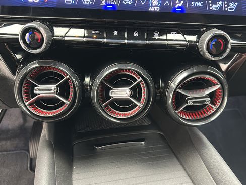 Used 2024 Chevrolet Blazer EV RS AWD/4WD image 19