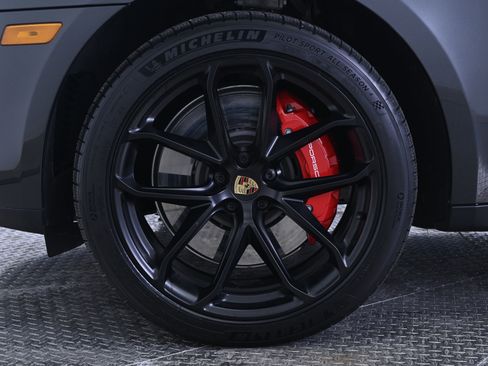 Used 2026 Porsche Macan GTS image 11