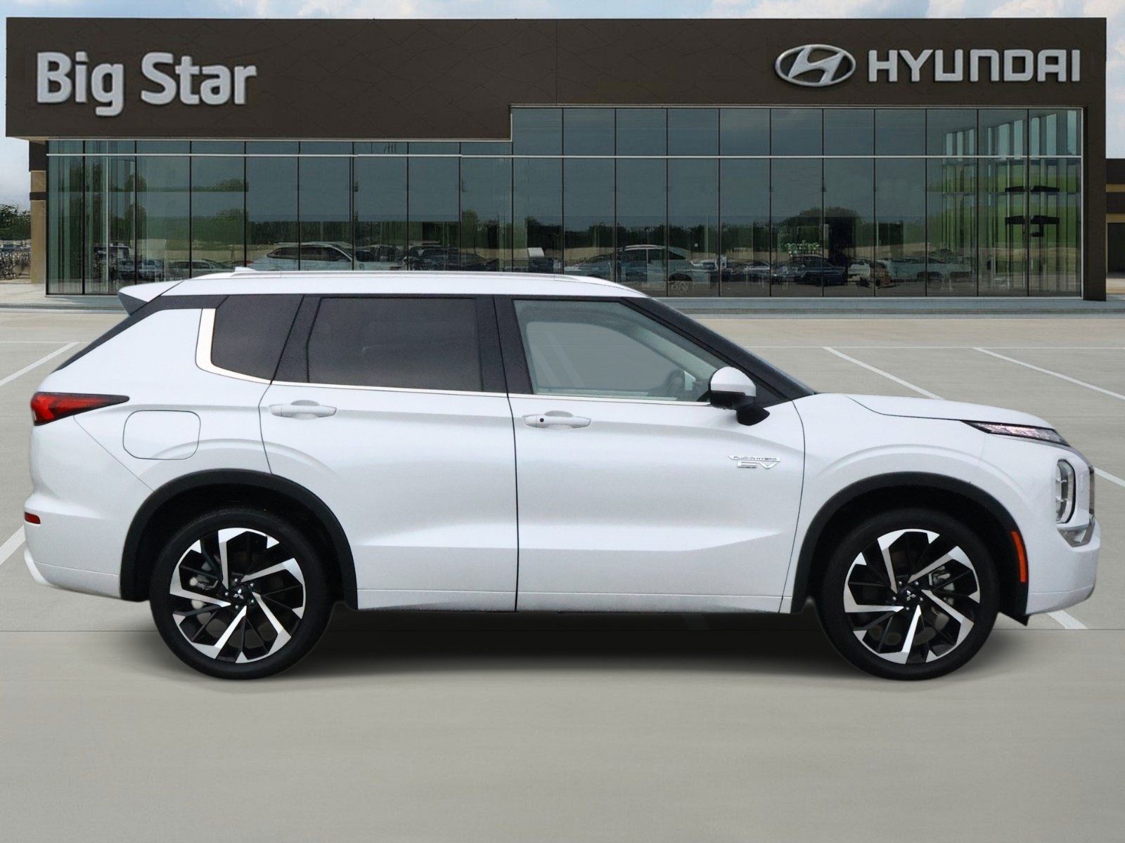 Used 2025 Mitsubishi Outlander SEL AWD/4WD image 5