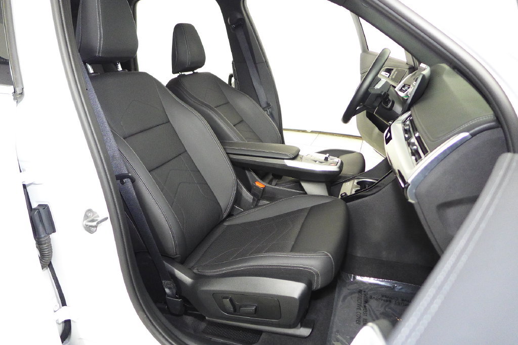 Used 2023 BMW X1 xDrive28i w/ Convenience Package AWD/4WD image 18